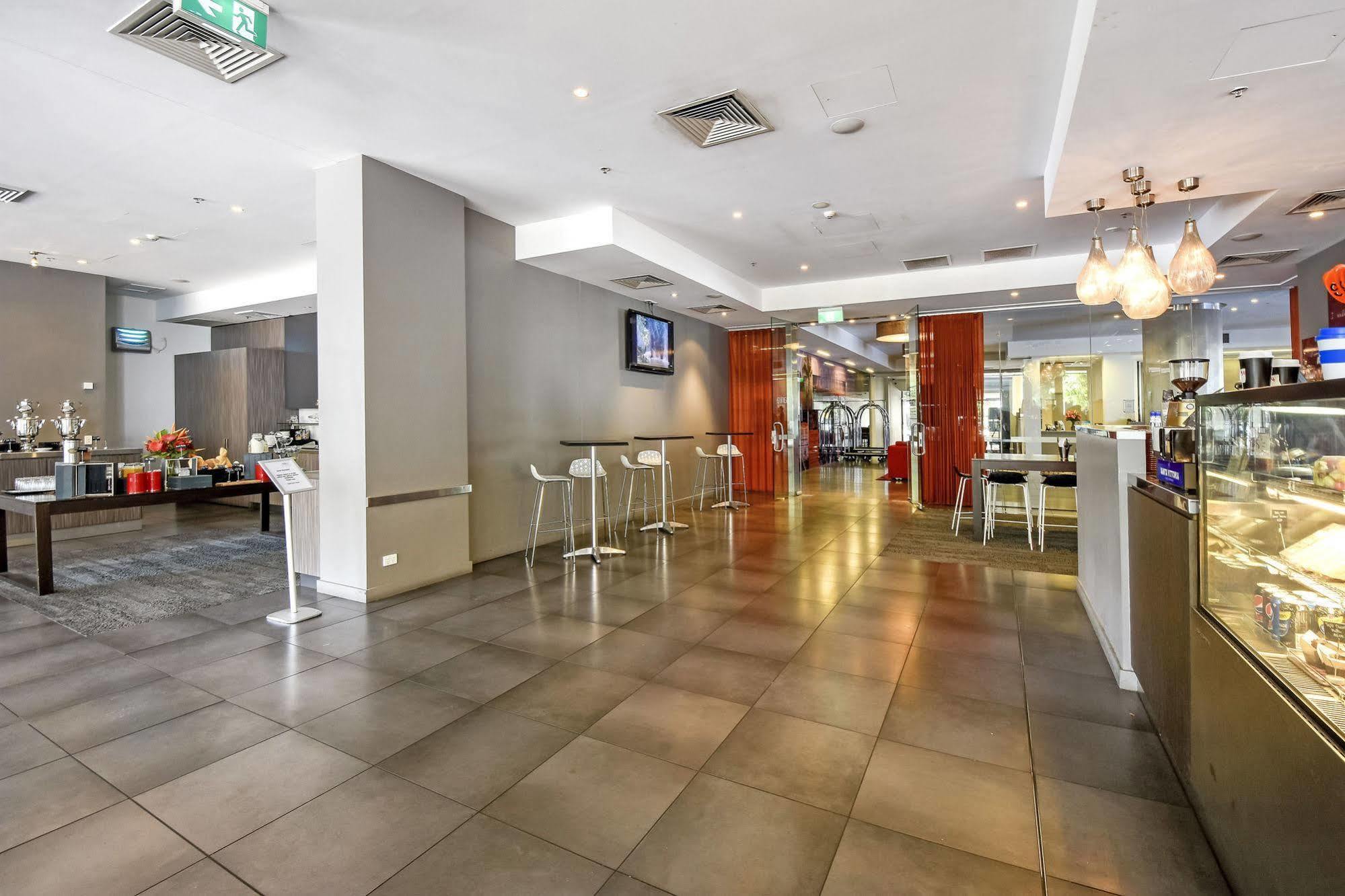 Mantra Pandanas Aparthotel 4*
